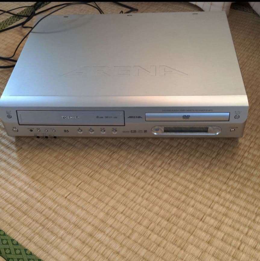 匿名配送　東芝VTR一体型DVDビデオプレーヤー