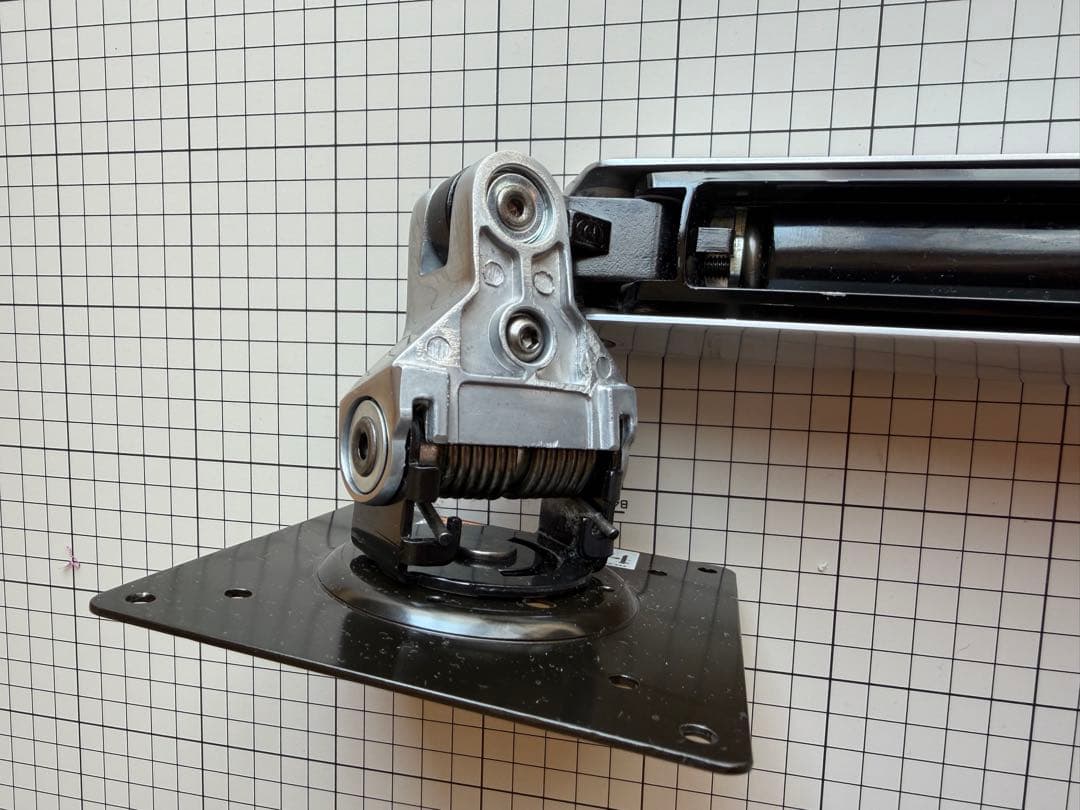 ELGOTRON　エルゴトロン　モニターアーム