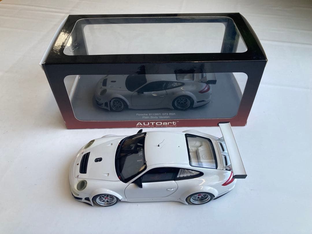 AUTOart 1/18 ポルシェ911 GT3 RSR お年玉最終価格！