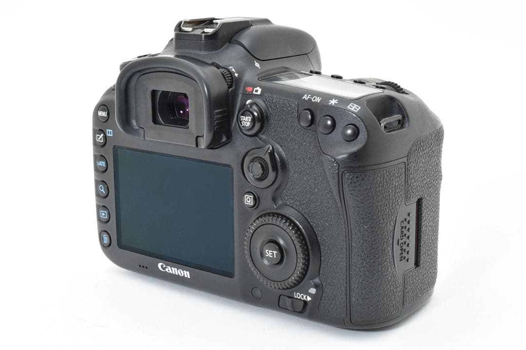 デジタル一眼レフカメラ/Canon EOS 7D MarkⅡ 望遠レンズセット