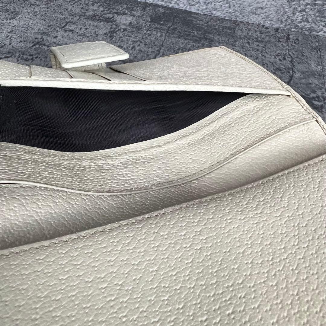 GUCCI GG柄 キャンバス×レザー Wホック長財布 金具