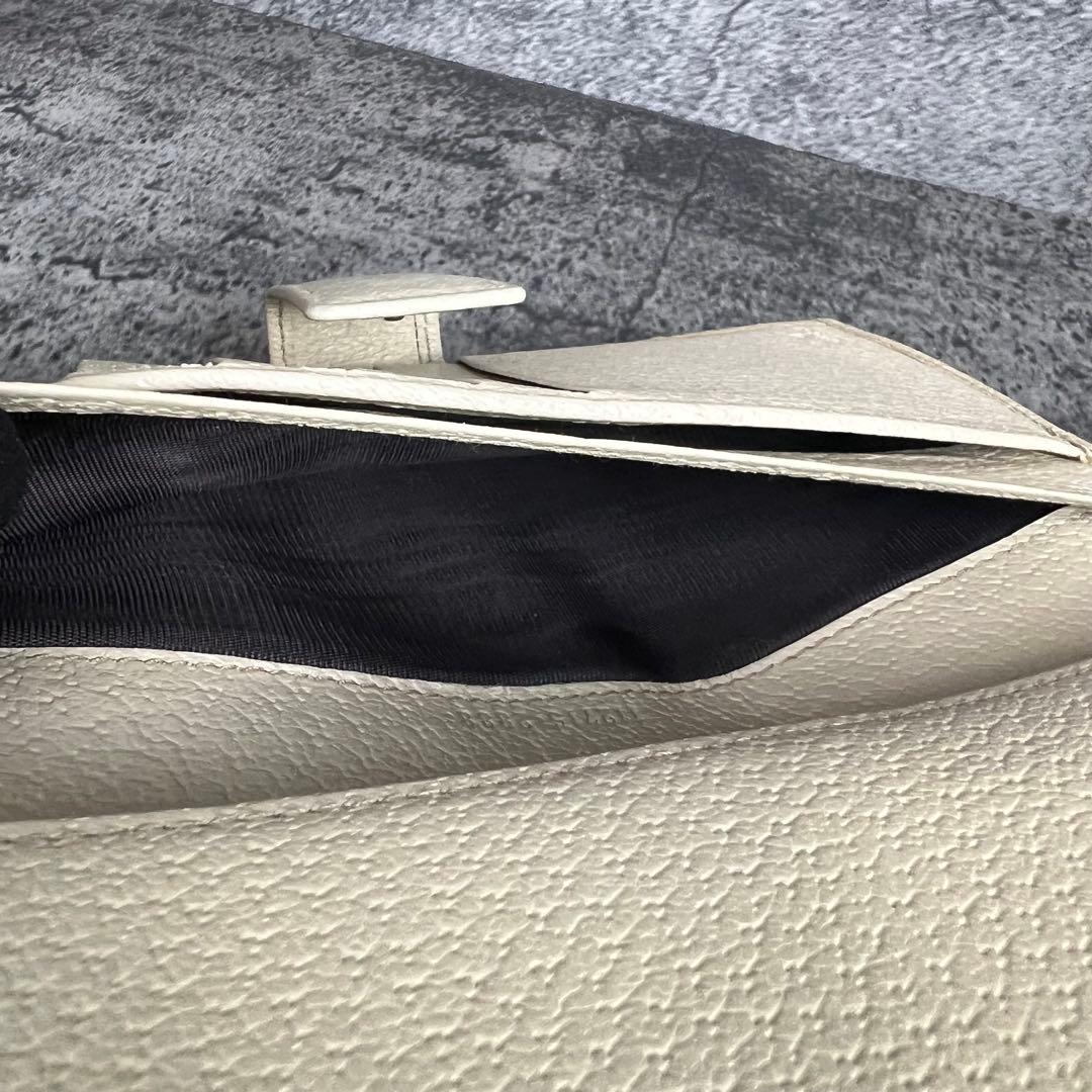 GUCCI GG柄 キャンバス×レザー Wホック長財布 金具