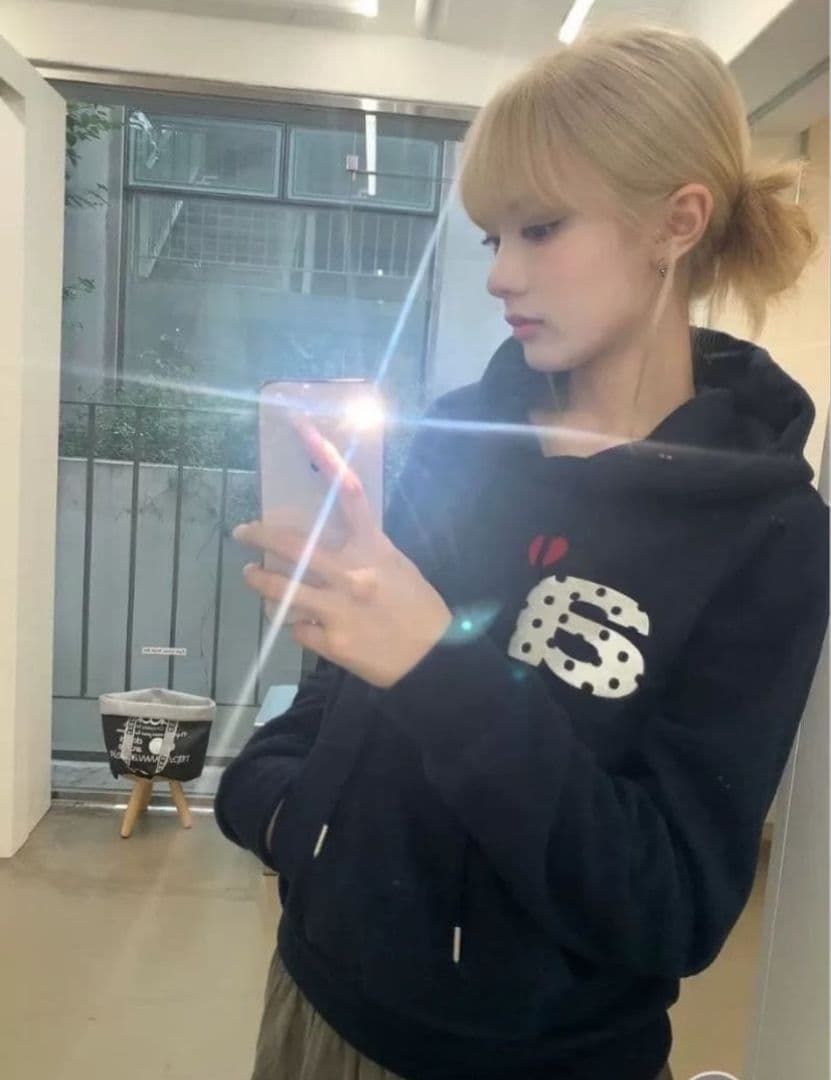 【新品未使用】aeea ドット柄 クロップドパーカー ネイビー