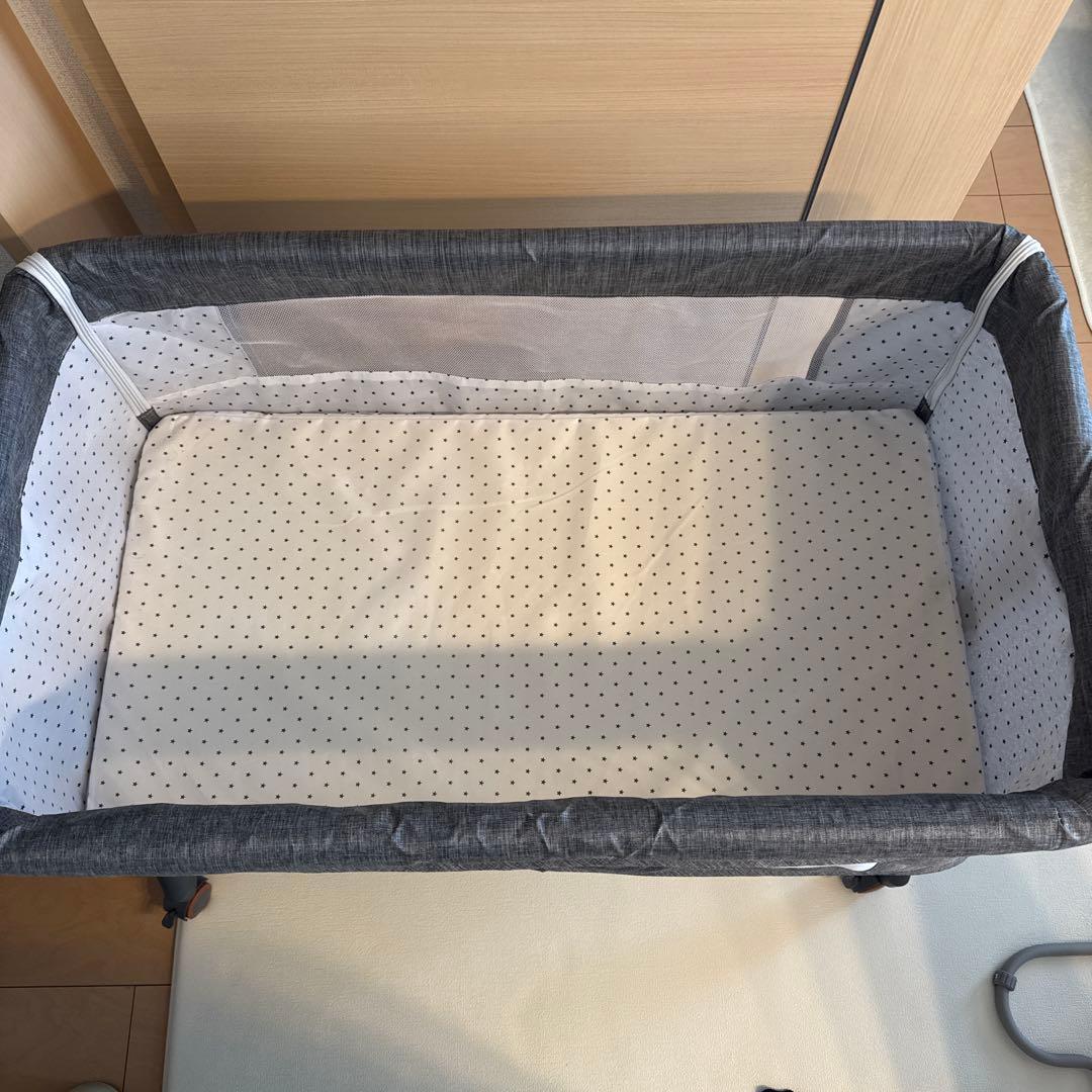 【美品】ベビーベッド 折りたたみ キャスター ミニ