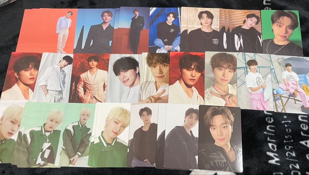 【最終値下げ】SEVENTEEN ディノ トレカ アクスタセット まとめ売り