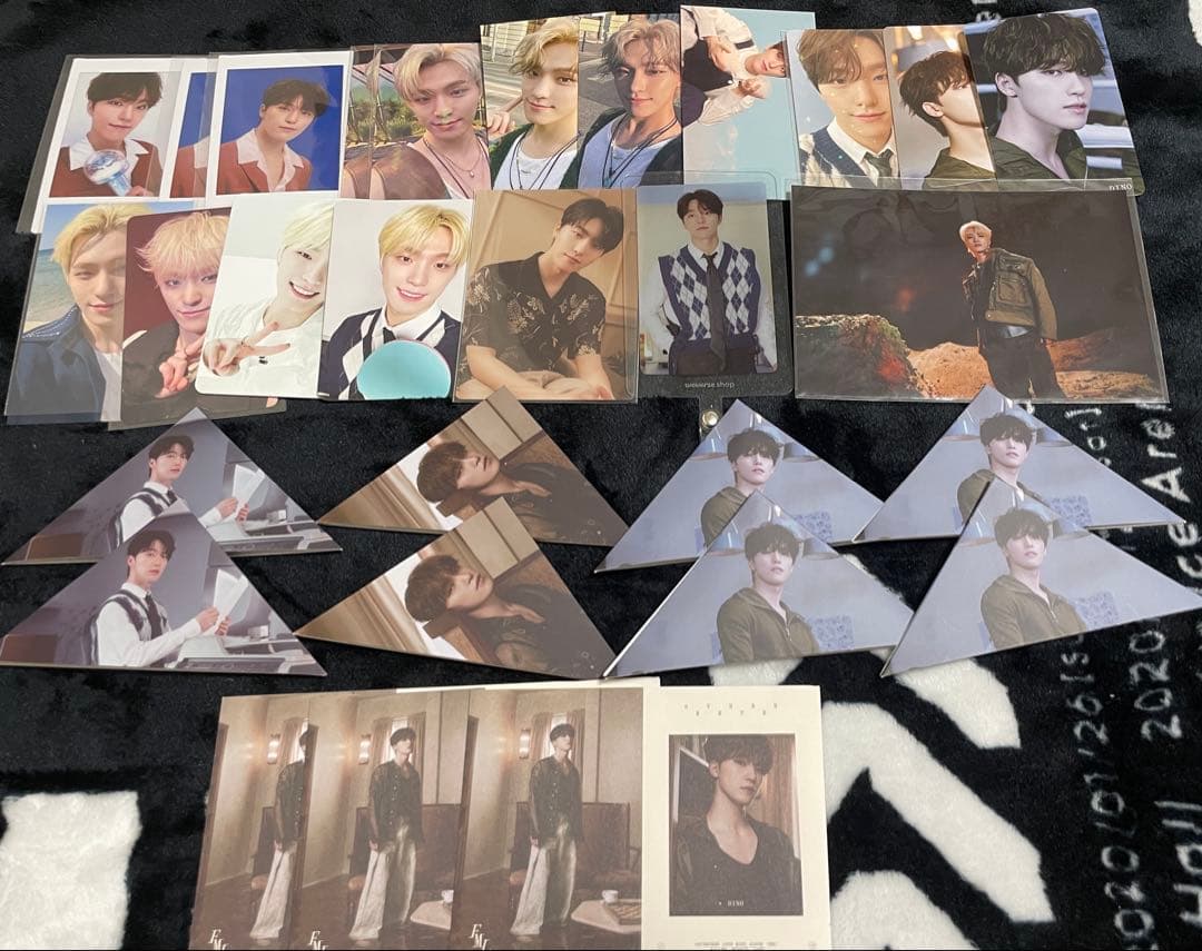 【最終値下げ】SEVENTEEN ディノ トレカ アクスタセット まとめ売り