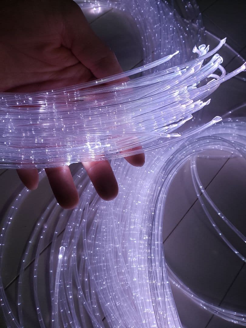 新品　光ファイバー　センサリープレイ　光の知育玩具　200cm ５０本　リモコン