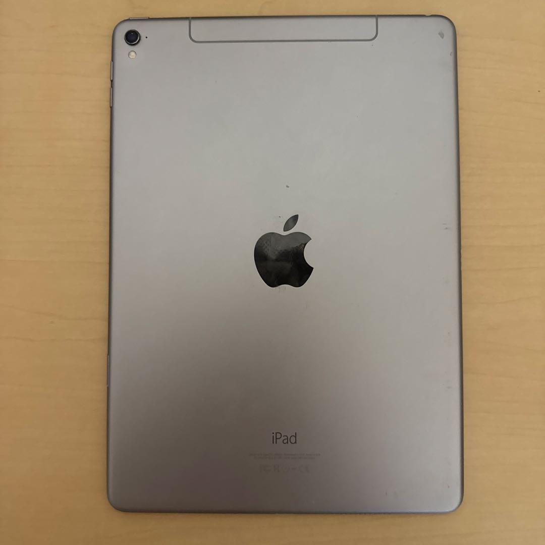 ひ*で様 Apple iPad Pro(9.7インチ) 128GB スペースグレ