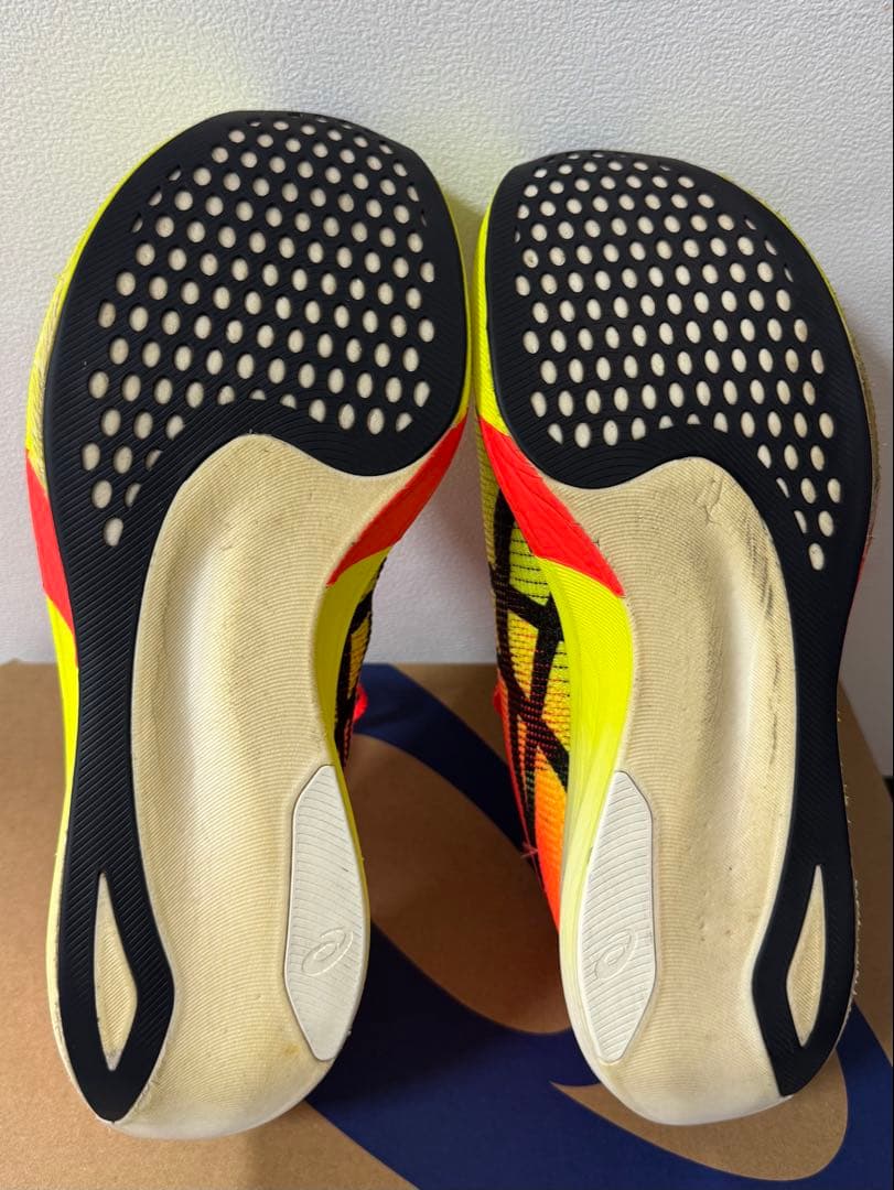 asics メタスピードエッジパリ27.0㎝