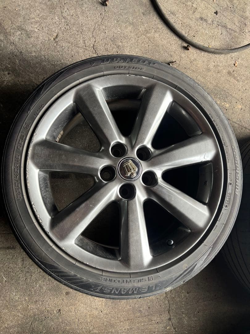 18クラウン純正ホイールタイヤ