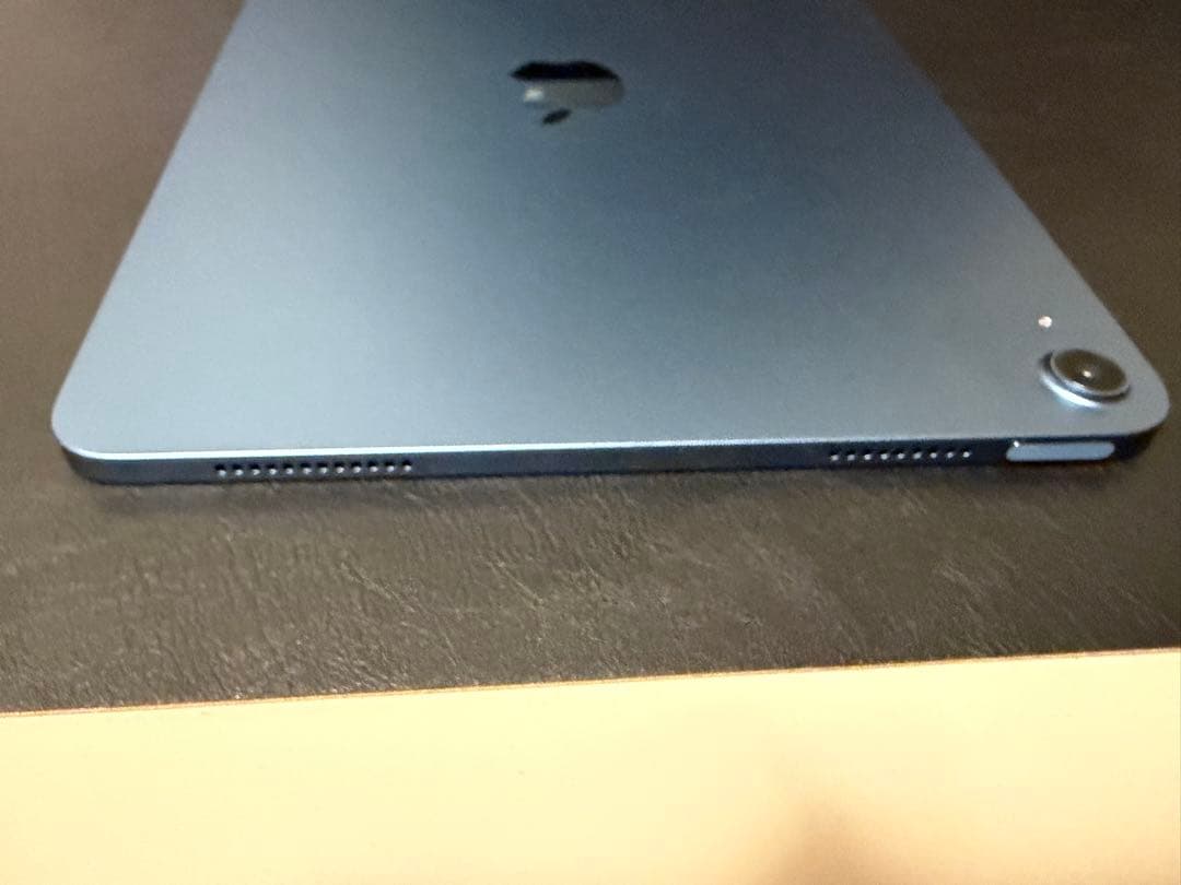 Apple iPad Air 第5世代 64GB ブルー Wi-Fiモデル