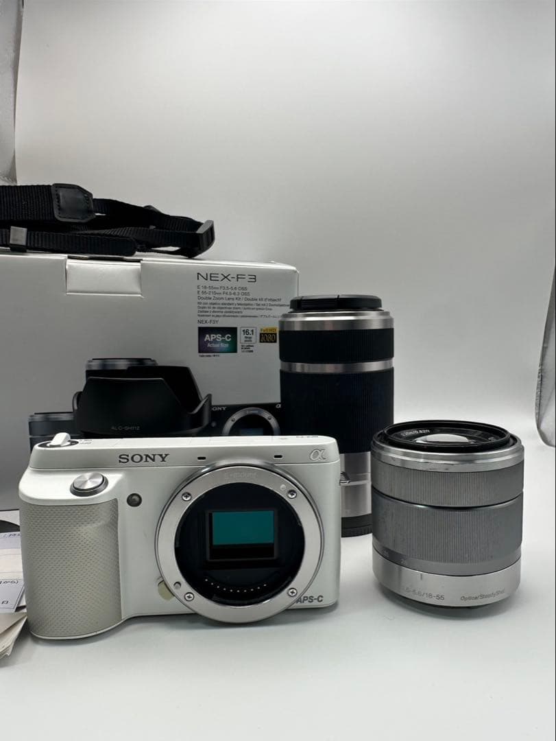SONY ミラーレス一眼　α NEX-F3Y カメラ　ソニー