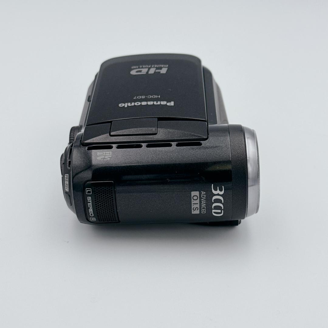 【美品】パナソニック デジタルハイビジョンビデオカメラ HDC-SD7
