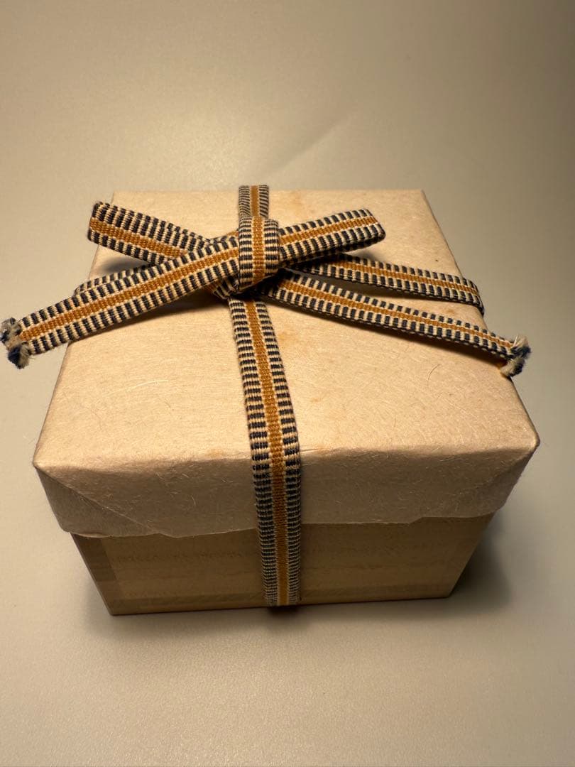 新里明士　光盃、共箱、共布、しおり