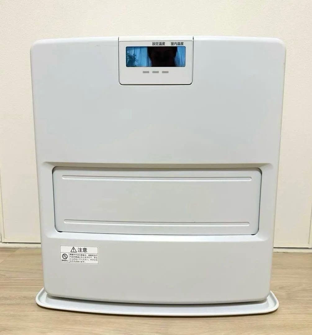 美品/ CORONA コロナ 石油ファンヒーター 15-20畳/ 2020年製