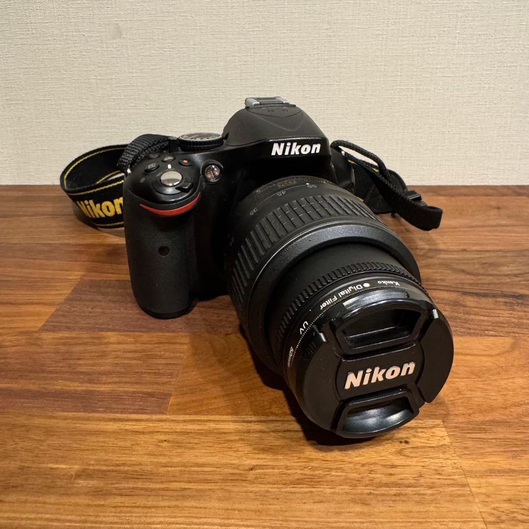 Nikon D5200 デジタル一眼レフカメラ本体 バッテリーセット