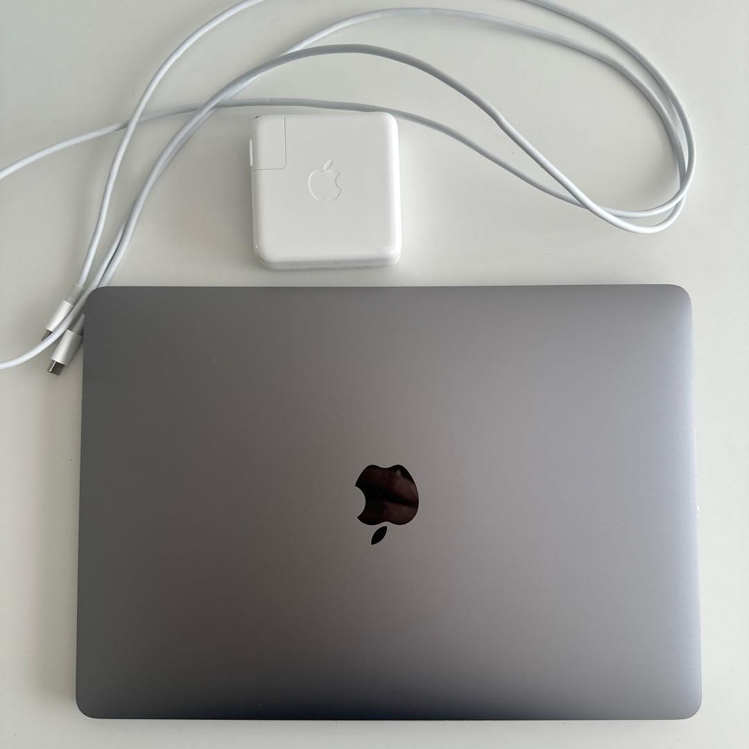 【極美品】MacBook Pro 13 M1 16GB/1TBモデル