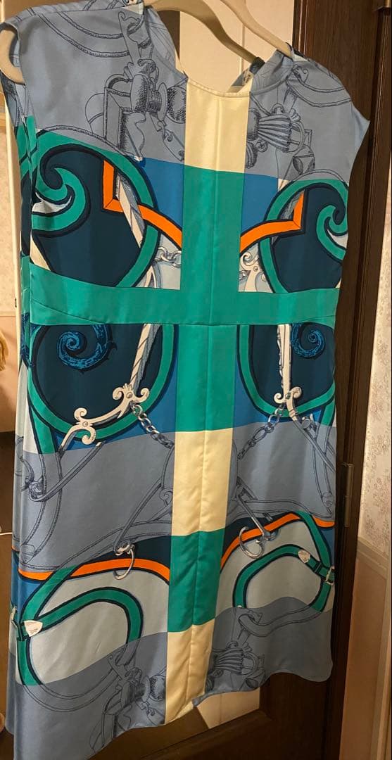 【本日お値引き中】美品　hermes エルメス ワンピース　ブルー