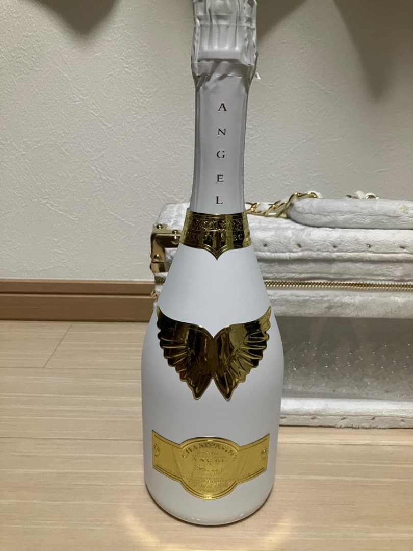 エンジェル　シャンパン　ホリデー　ホワイト　ゴールド　ロゼ