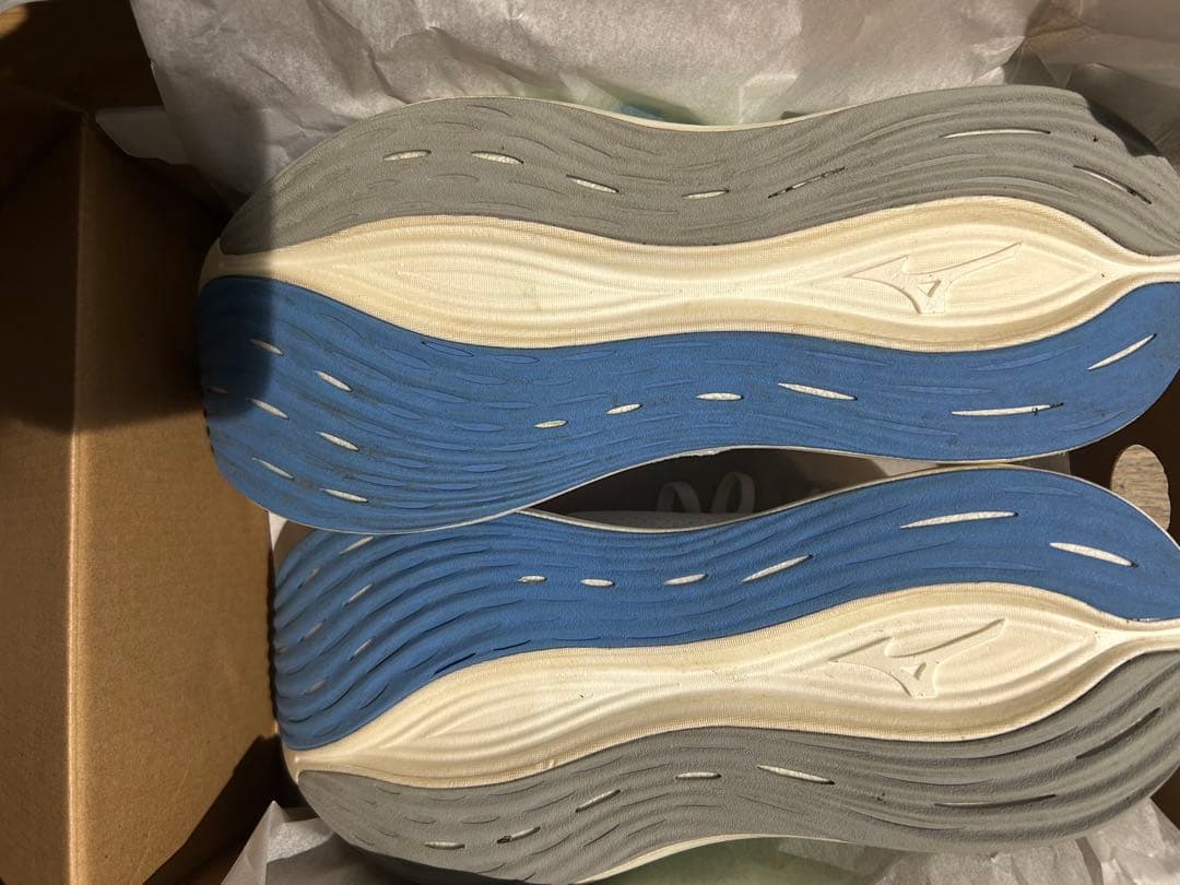 MIZUNO ミズノネオゼン ランニングシューズ 27.0