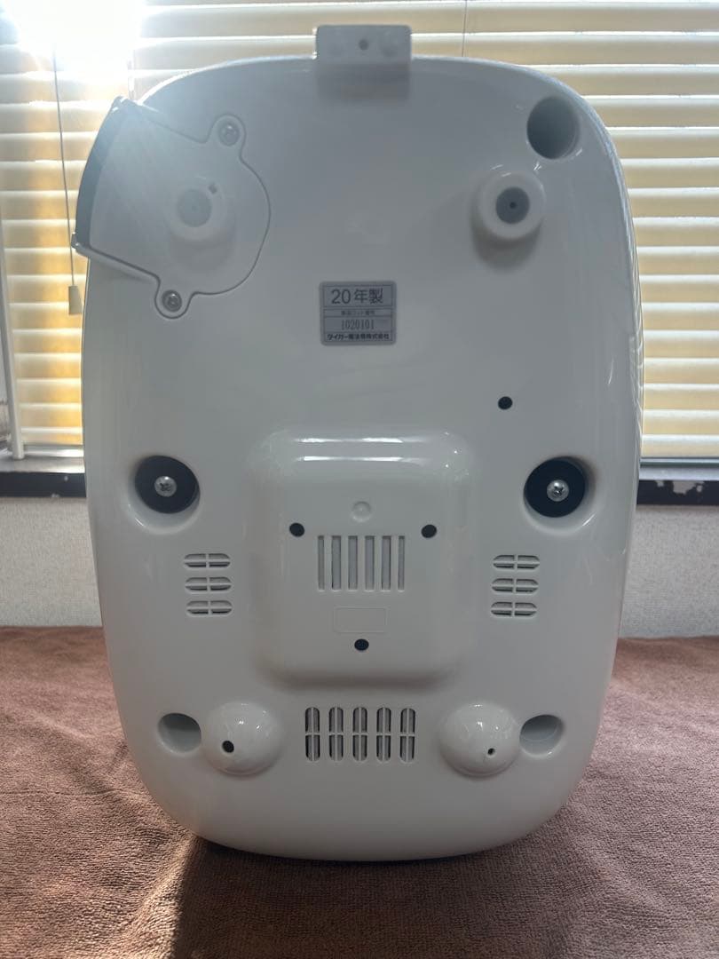 タイガー　マイコン炊飯ジャー　JBH-G181 2020年製　中古
