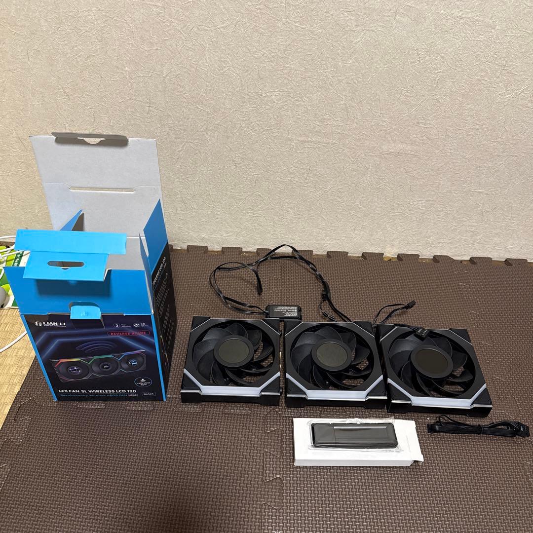 PC用ファン・クーラー Lian Li UNI FAN SL Wireless LCD 120