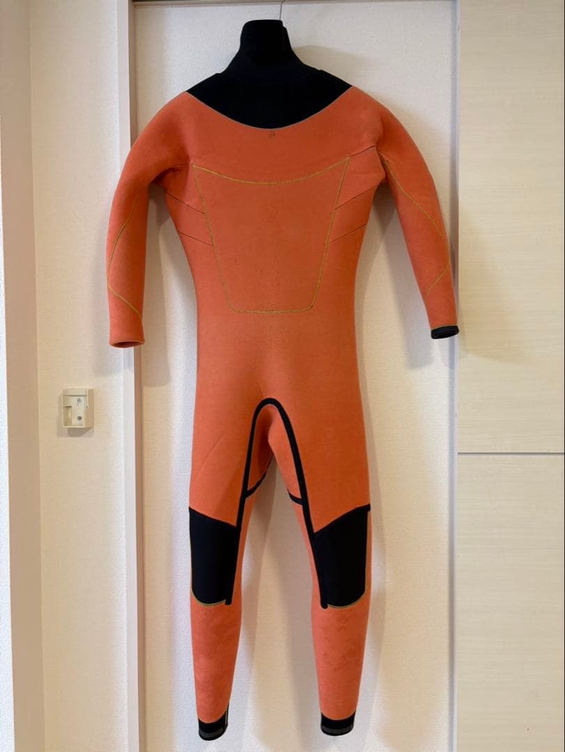 BEWET セミドライ　フルスーツ 緑・黒