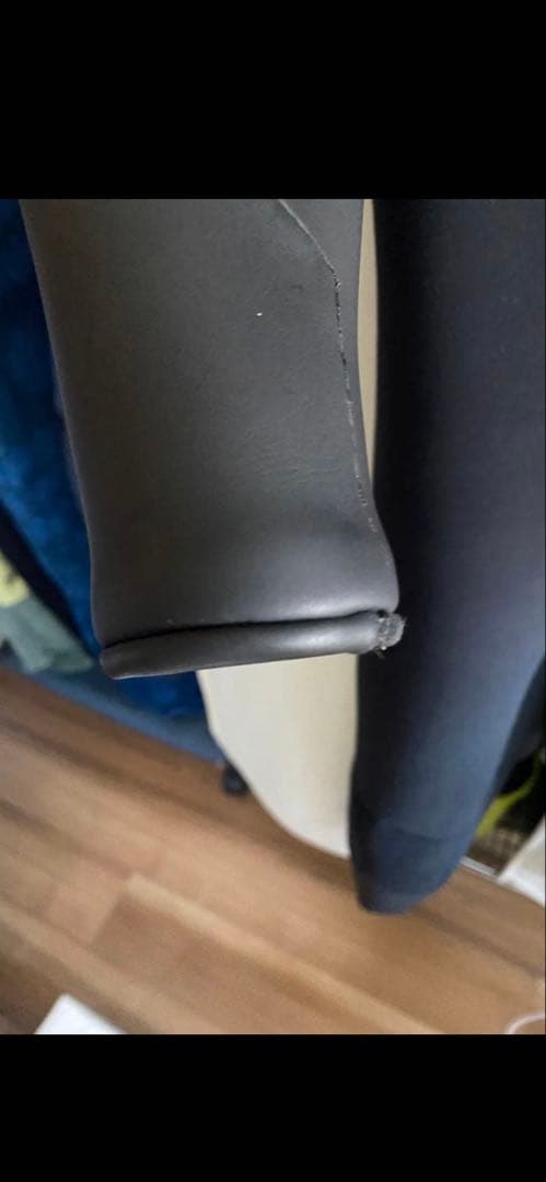 BEWET セミドライ　フルスーツ 緑・黒