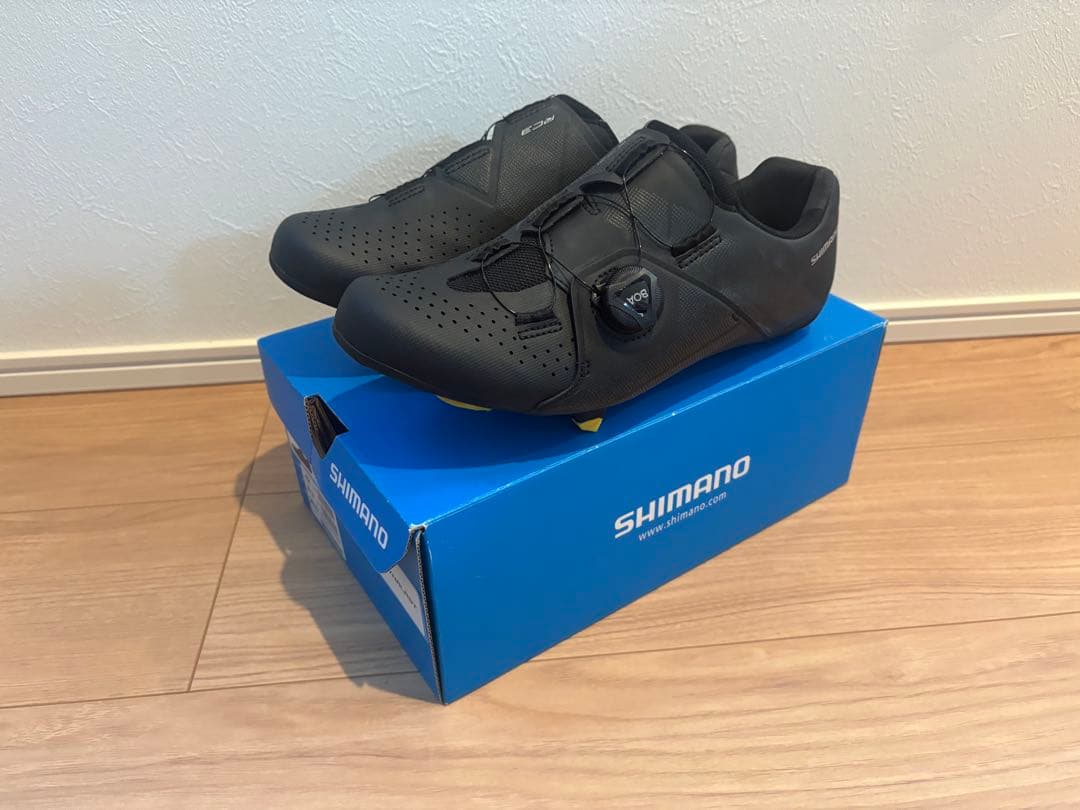 週末限定値下げSHIMANO RC3 ブラック シューズ 42