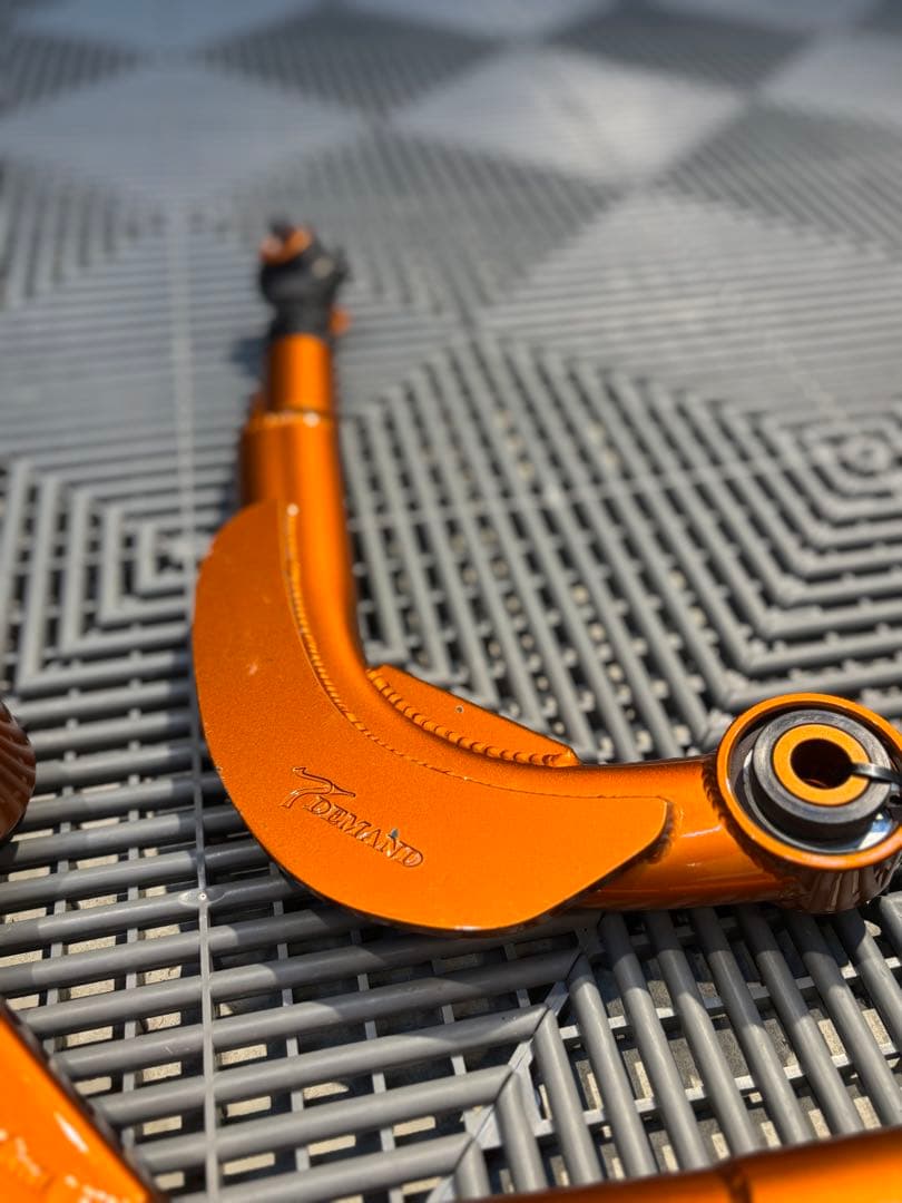 T-DEMAND 30 ヴェルファイア　アルファード　リアアッパーアーム