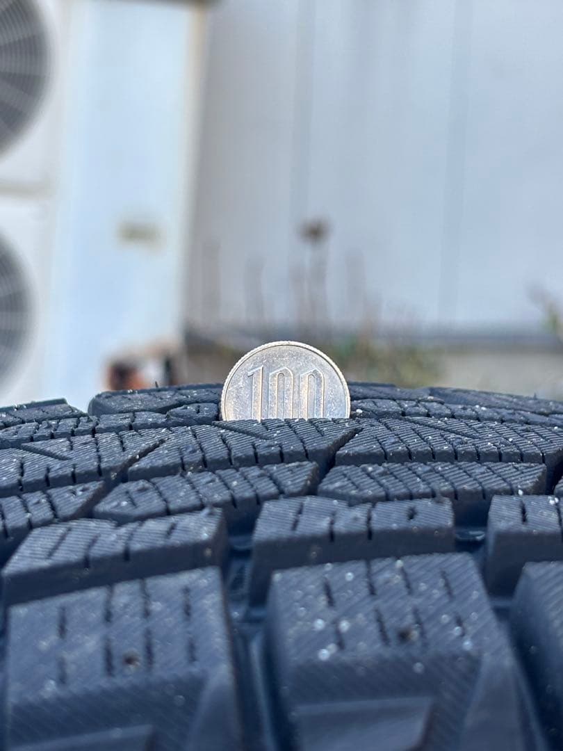 ヨコハマ iceGuard 225/60R17 17インチホイール ナット付き