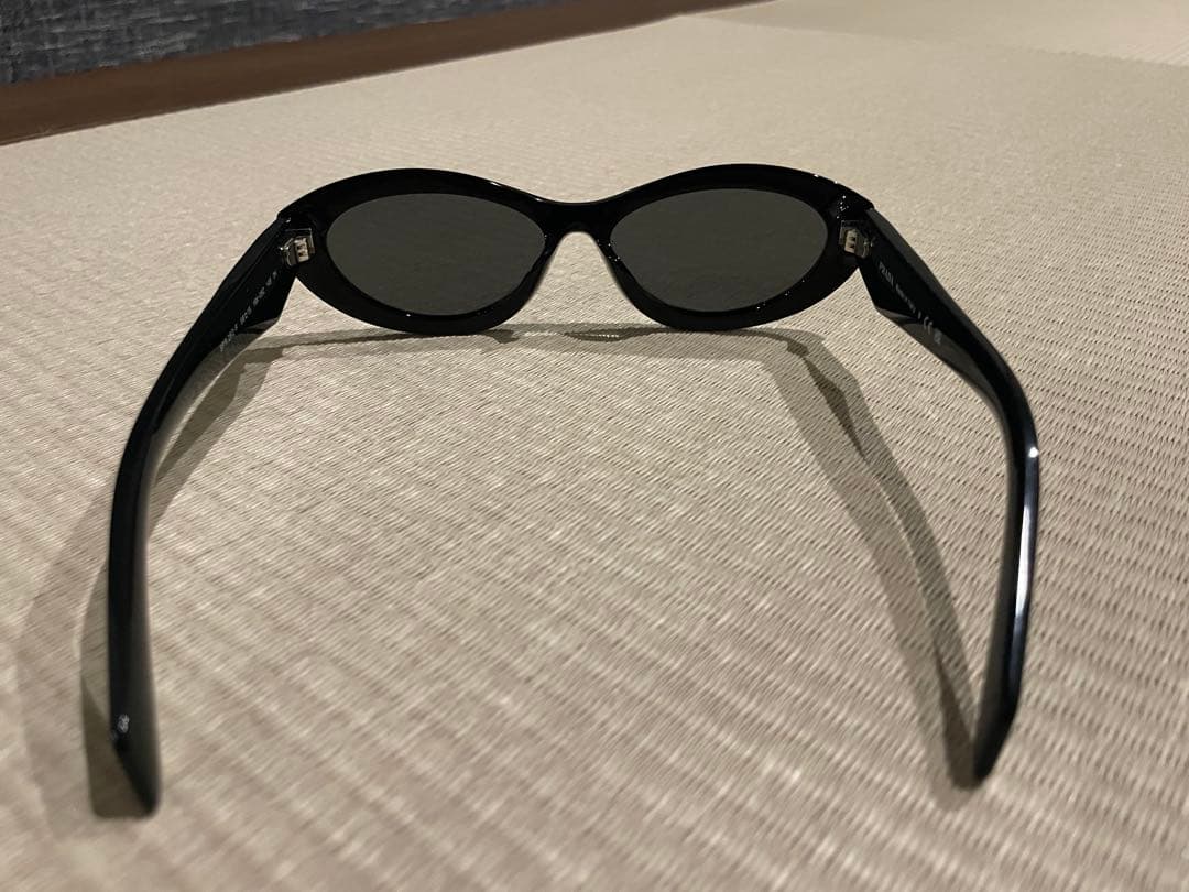 【美品】PRADA プラダ シンボルサングラス SPR 26Z レディース