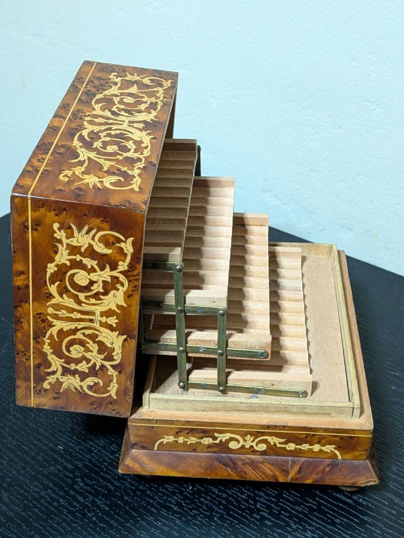 希少 象嵌 イタリア製 シガーケース 段返り オルゴール付（現状渡し）