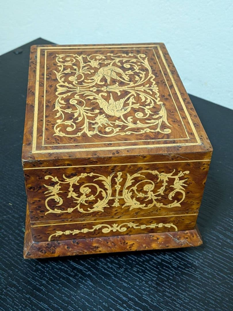 希少 象嵌 イタリア製 シガーケース 段返り オルゴール付（現状渡し）