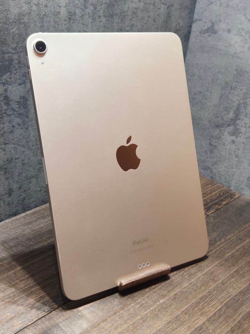 美品 ケース付き iPad Air 第5世代 256GB タブレット