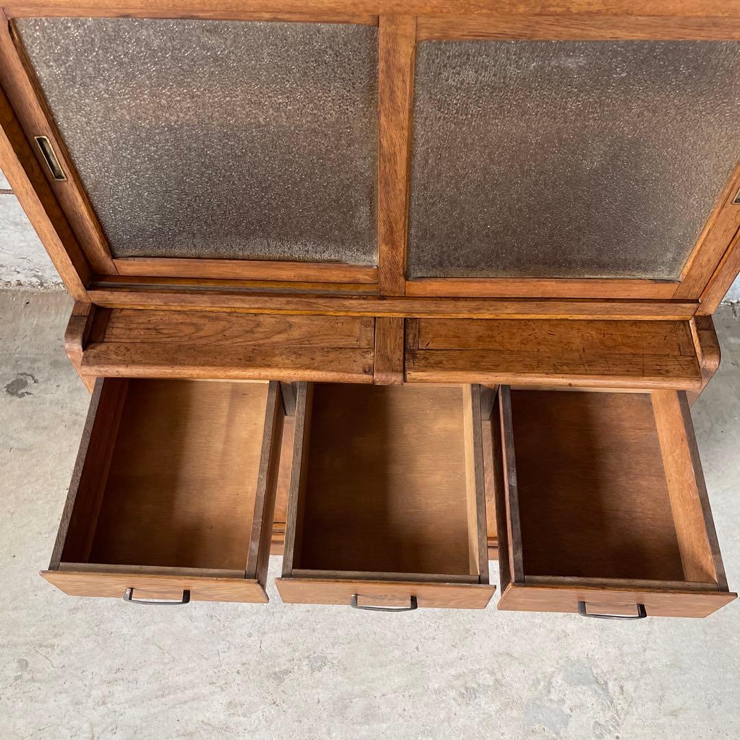 昭和レトロ　食器棚　置き台付き　希少な棚　ダイヤ&モールガラス　戸棚