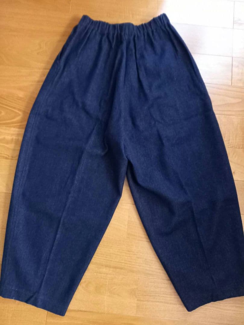 新品・未使用　Babaghuri　ババグーリ　バルーンパンツ