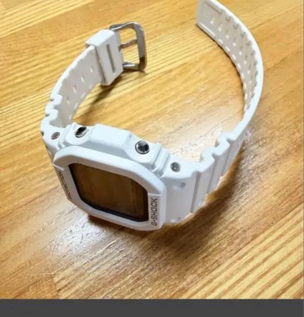 G-SHOCK デジタル腕時計 ホワイト　ソーラー