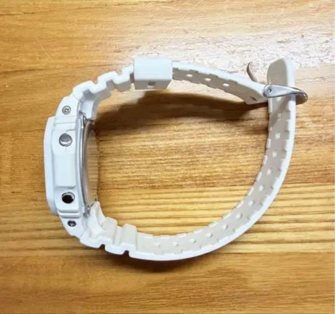 G-SHOCK デジタル腕時計 ホワイト　ソーラー