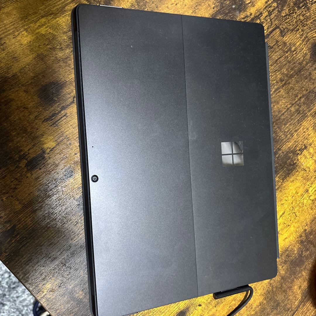 surface pro 8 (未使用に近い) 本体のみ