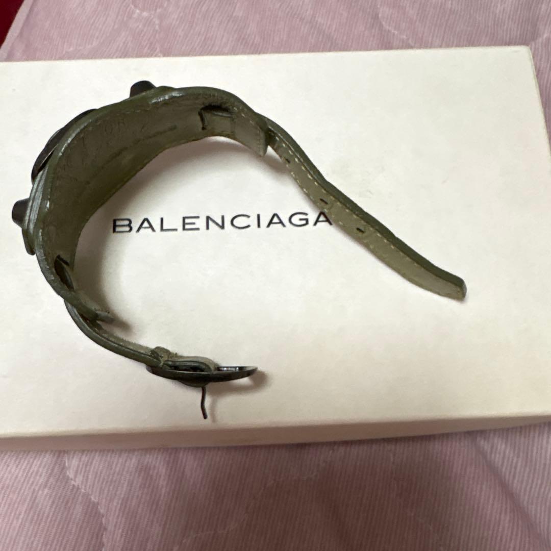 BALENCIAGA オリーブグリーン バングル