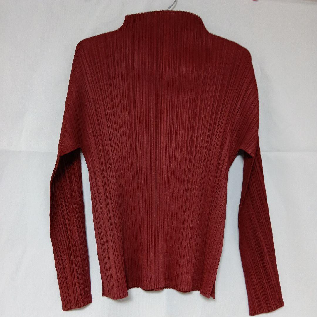 プリーツプリーズ　イッセイミヤケバーガンディ 赤茶色プリーツ 長袖 トップスМ