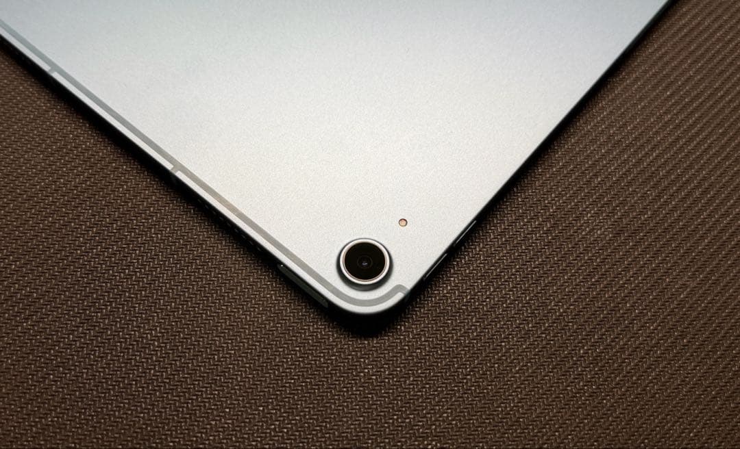 iPad Air 第5世代　256GB cellular 未使用品