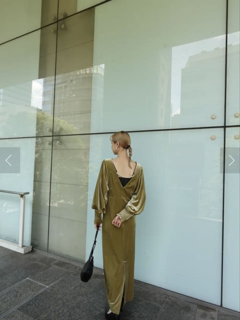 Ameri　BACK OPEN PEARL VELOUR DRESS