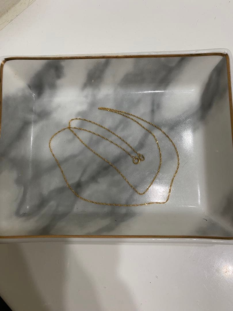 K18 スクリュー　ネックレス