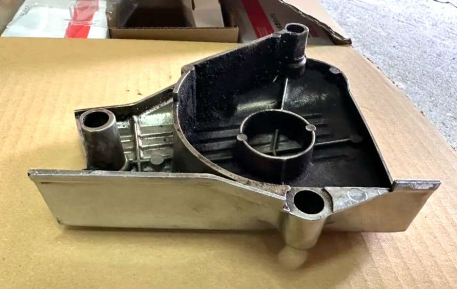 CBX400F フロントスプロケットカバー　メッキ