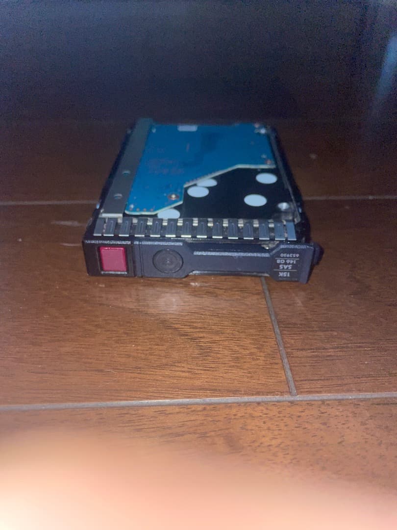 HP 15k SAS 146GB 2.5インチ　8個セット