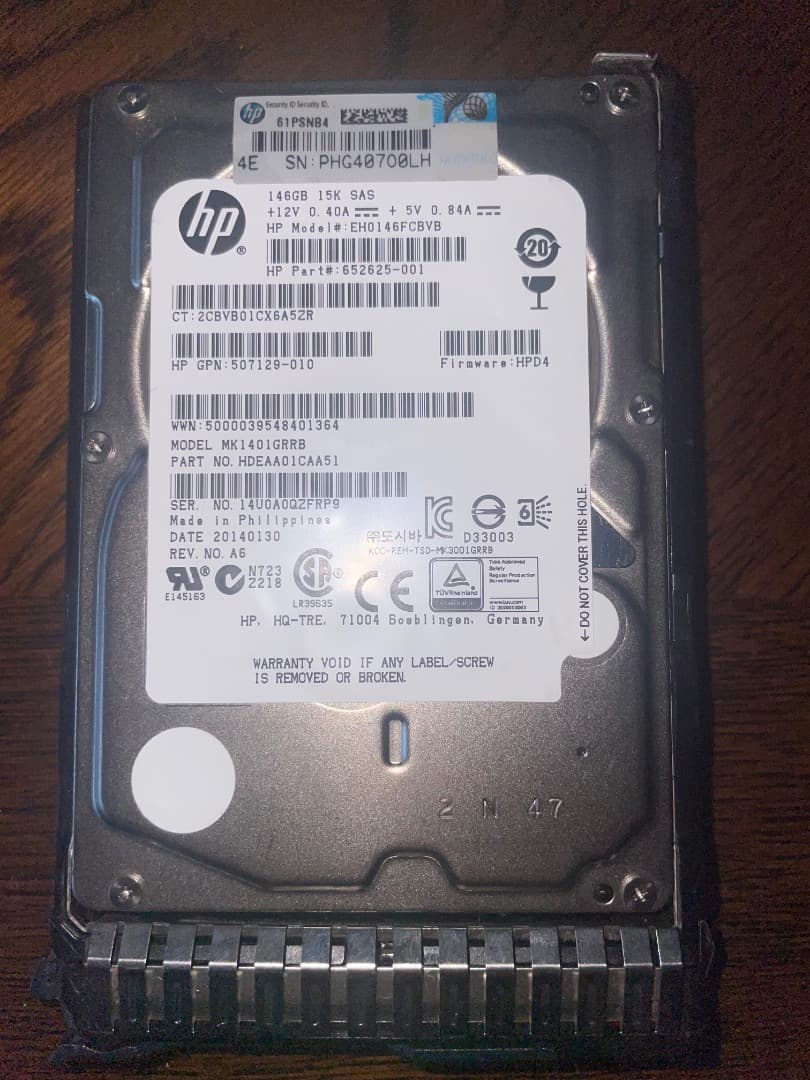 HP 15k SAS 146GB 2.5インチ　8個セット