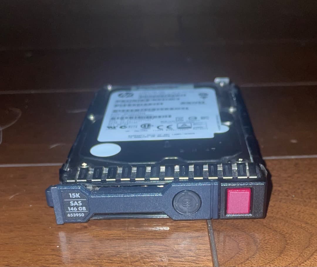 HP 15k SAS 146GB 2.5インチ　8個セット