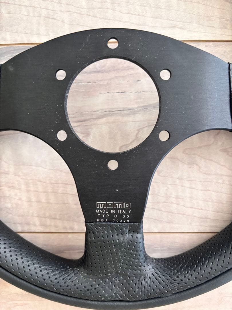 MOMO TEAM 30φ ステアリング